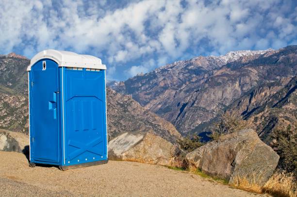 Portable Toilet Options We Offer in Sonora, TX